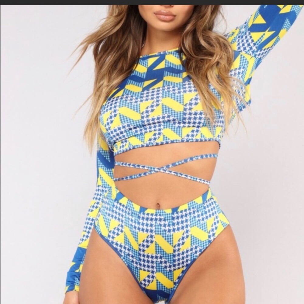 Fashion Nova Swimsuit. Size Large. Brand New